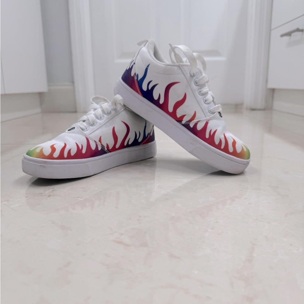 💗Kids’ Healys size 3 - Picture 1 of 4